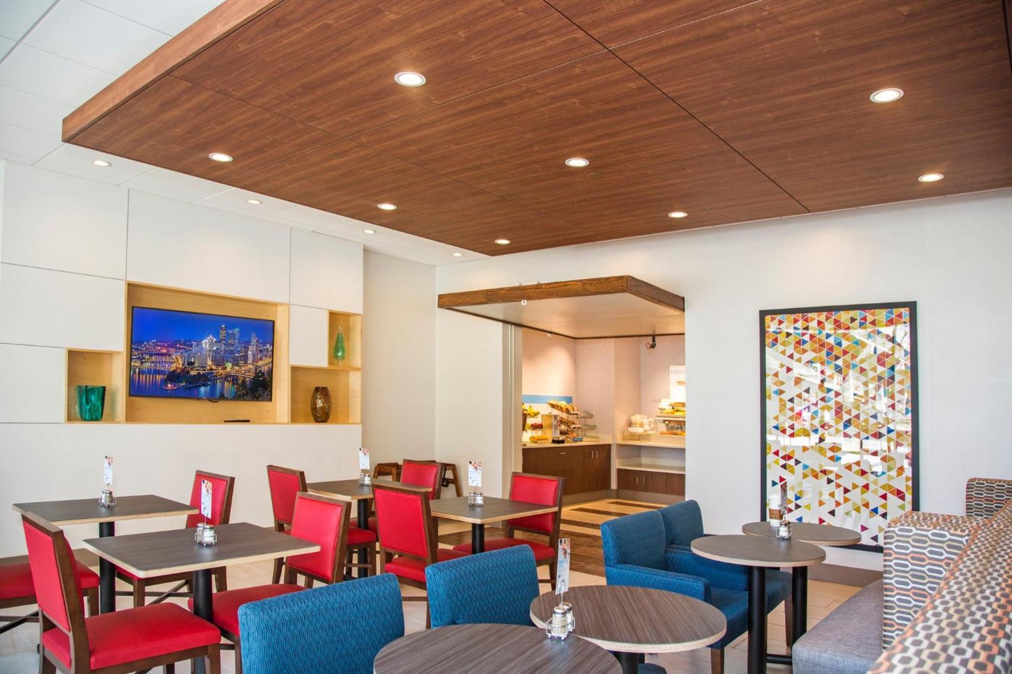 Holiday Inn Express & Suites Pittsburgh North Shore, An Ihg Hotel Ngoại thất bức ảnh