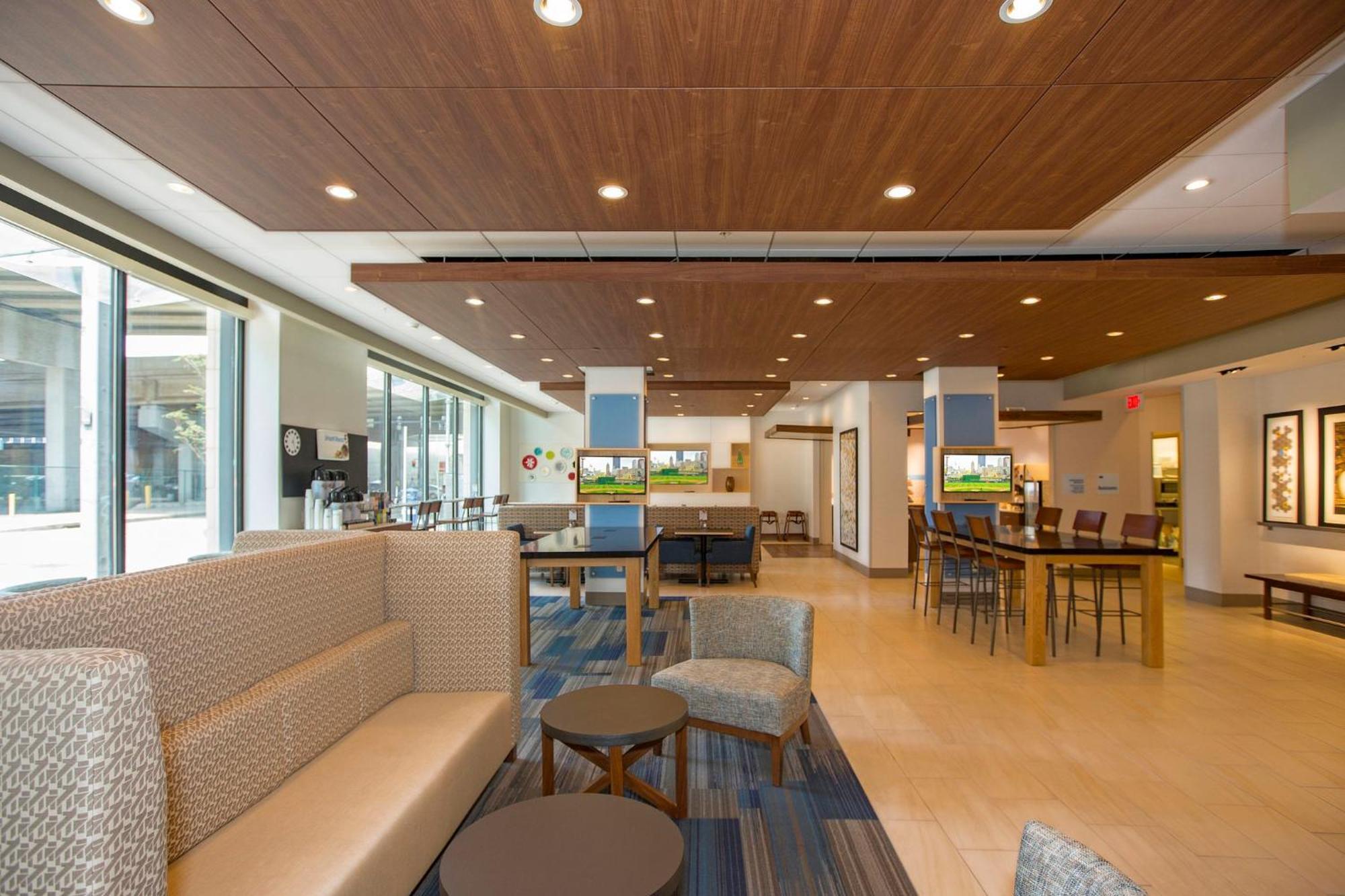 Holiday Inn Express & Suites Pittsburgh North Shore, An Ihg Hotel Ngoại thất bức ảnh